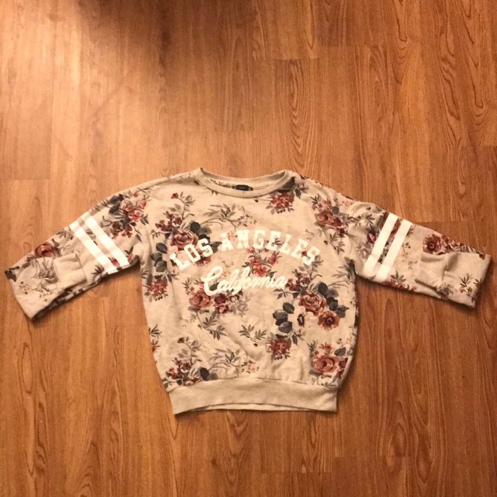 iris juniors graphic sweatshirt